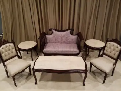 classic furniture rentals